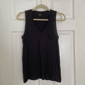 Madewell Whisper Cotton V-Neck Pocket Tank (Black)